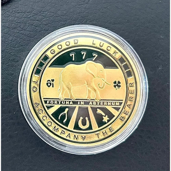 4 Leaf Clover Coin - Picture 2 of 2